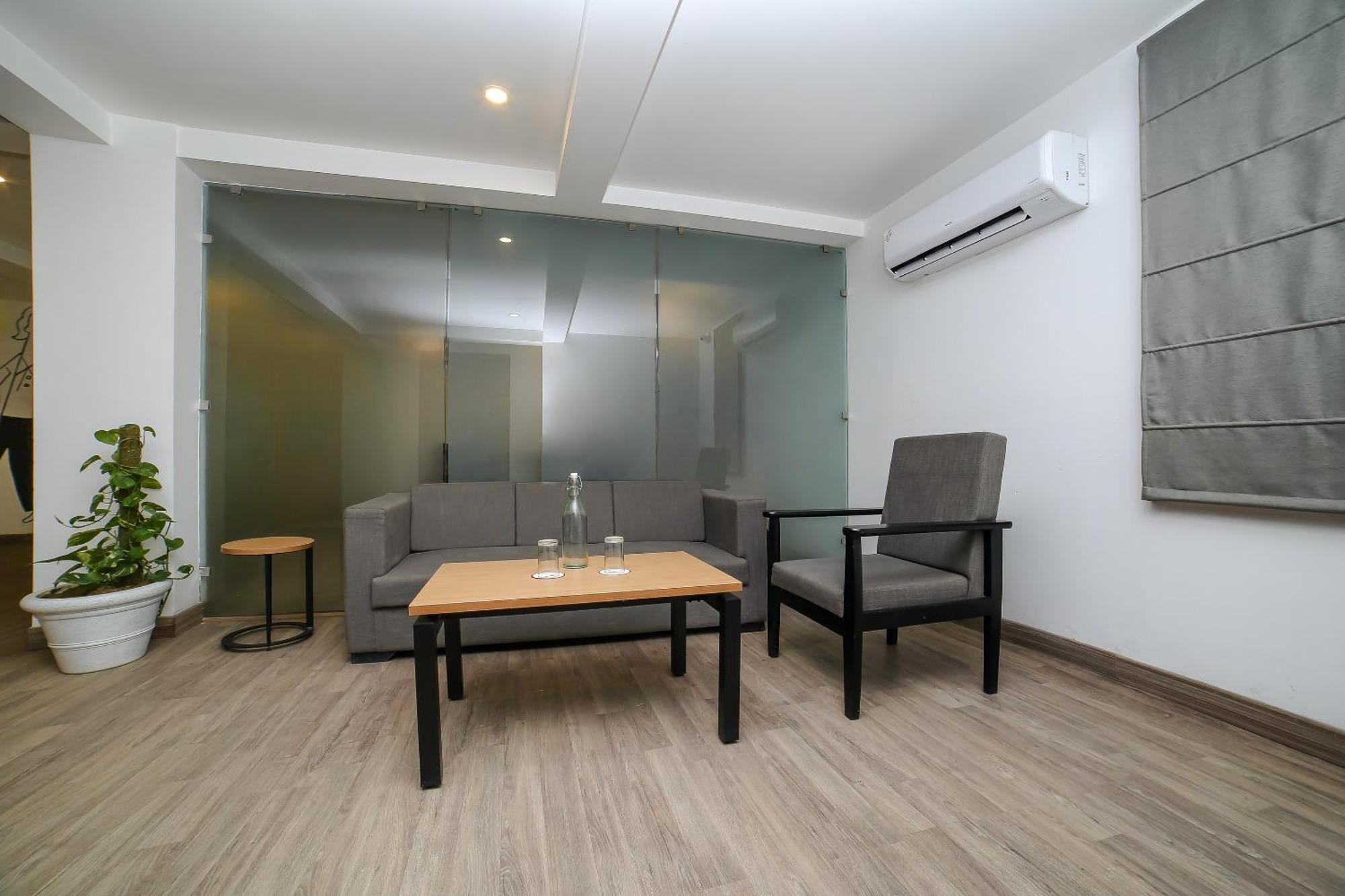 Townhouse Sohna Road 2 호텔 구르가온 외부 사진